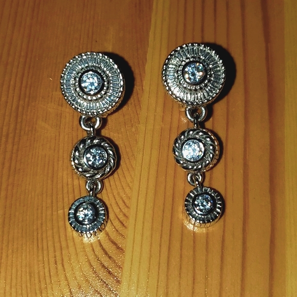 Vintage Signed Judith Ripka 925 Sterling Silver Cubic Zirconia Drop Earrings - Picture 8 of 8